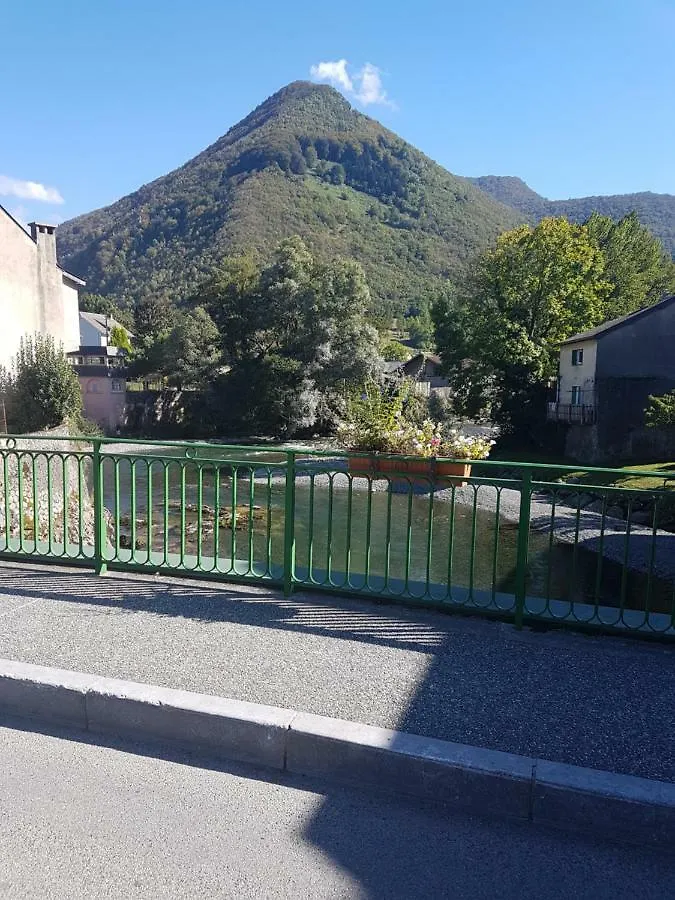 Rue Hotel d'Ville Sarrancolin 0*,  France